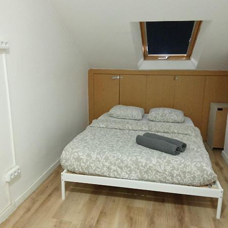 Bica Mini Hostel Lisbon Bagian luar foto