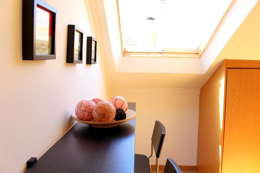 Bica Mini Hostel Lisbon Bagian luar foto