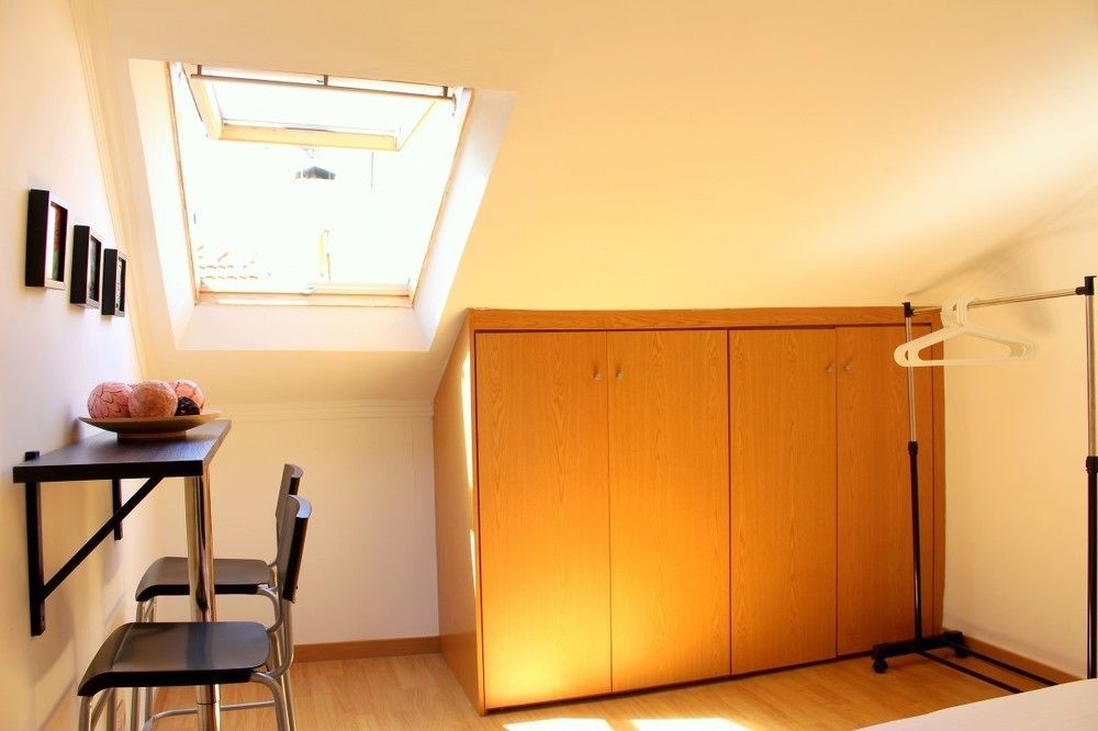 Bica Mini Hostel Lisbon Bagian luar foto