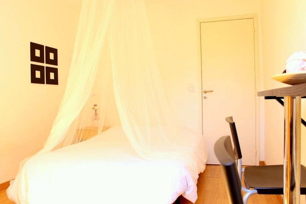Bica Mini Hostel Lisbon Bagian luar foto